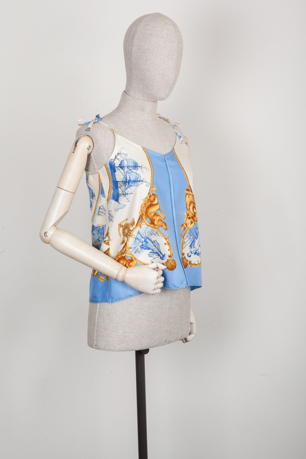 REAWAKE ATELIER Top Hermès Carré Silk Silhouettes Navales