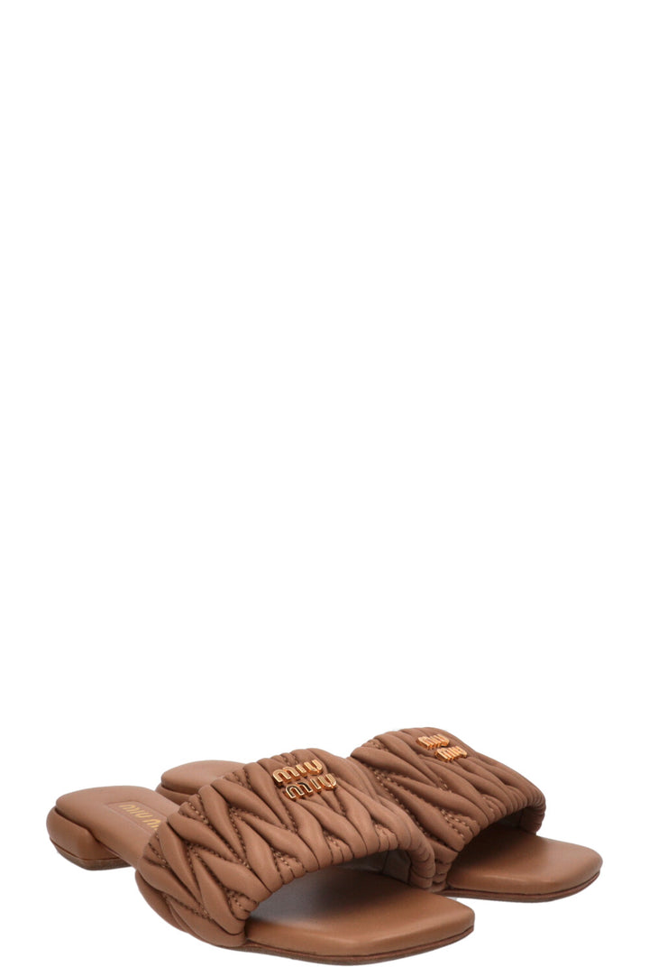 MIUMIU Matelassé Slides Leather Caramel