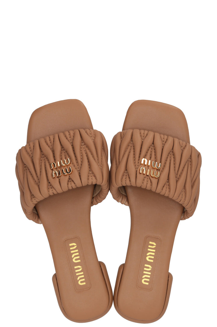 MIUMIU Matelassé Slides Leather Caramel