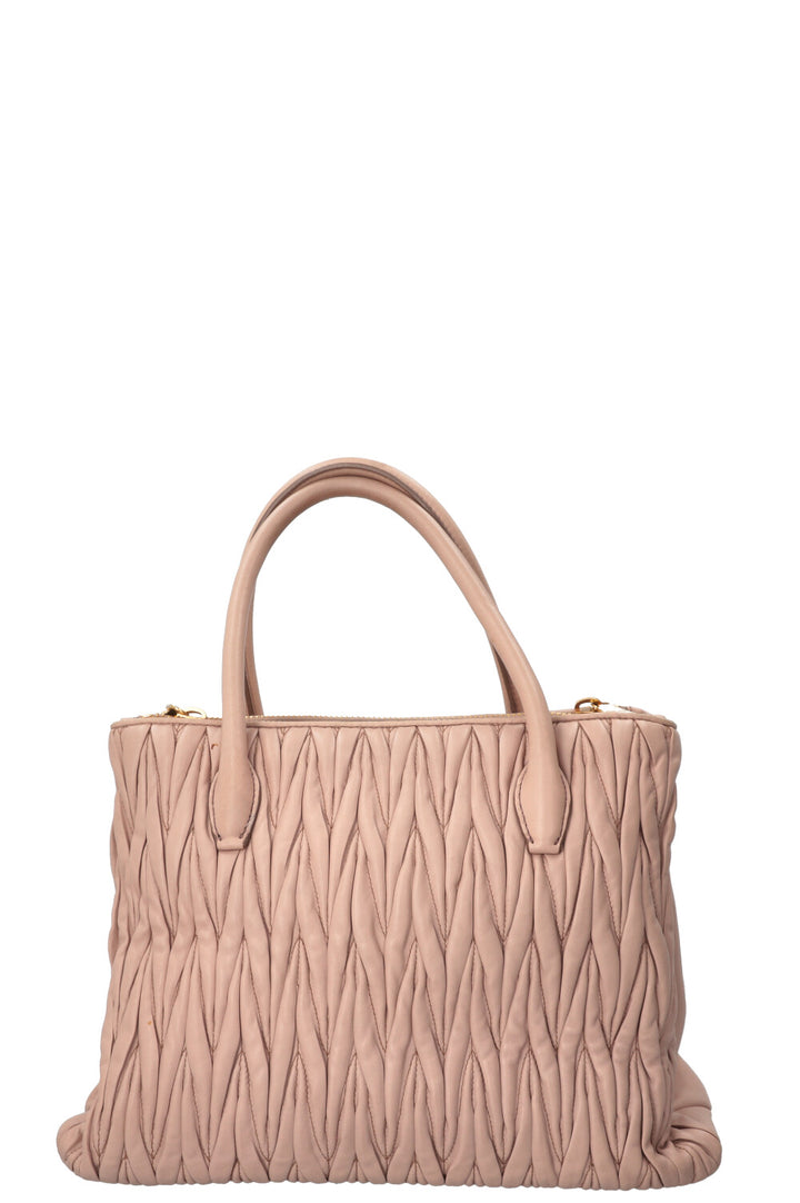 Sac cabas MIU MIU en cuir nappa matelassé rose