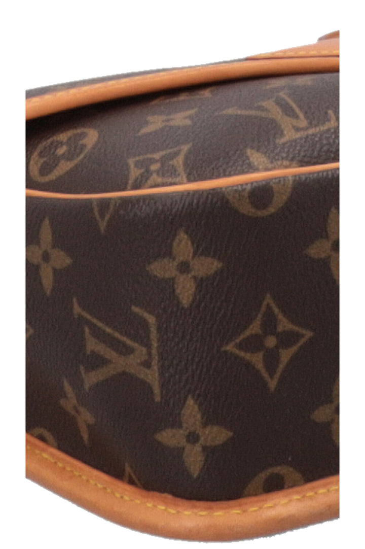 LOUIS VUITTON Sologne Crossbody Bag MNG Canvas