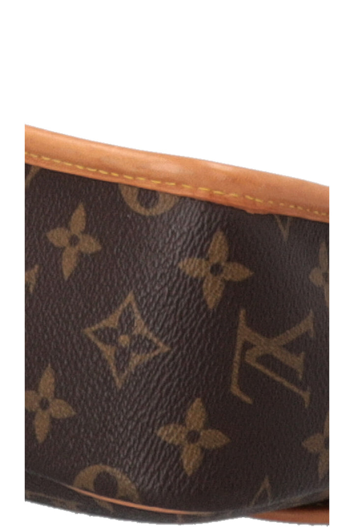 LOUIS VUITTON Sologne Crossbody Bag MNG Canvas