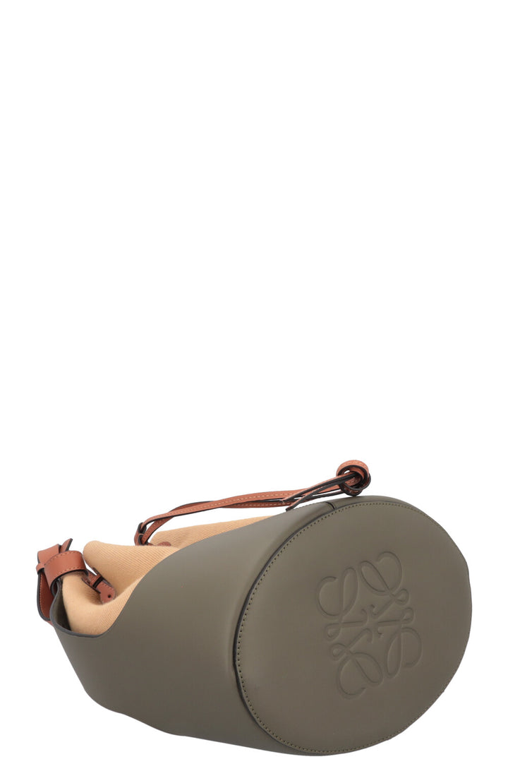 LOEWE Sac Seau Ballon Toile Verte