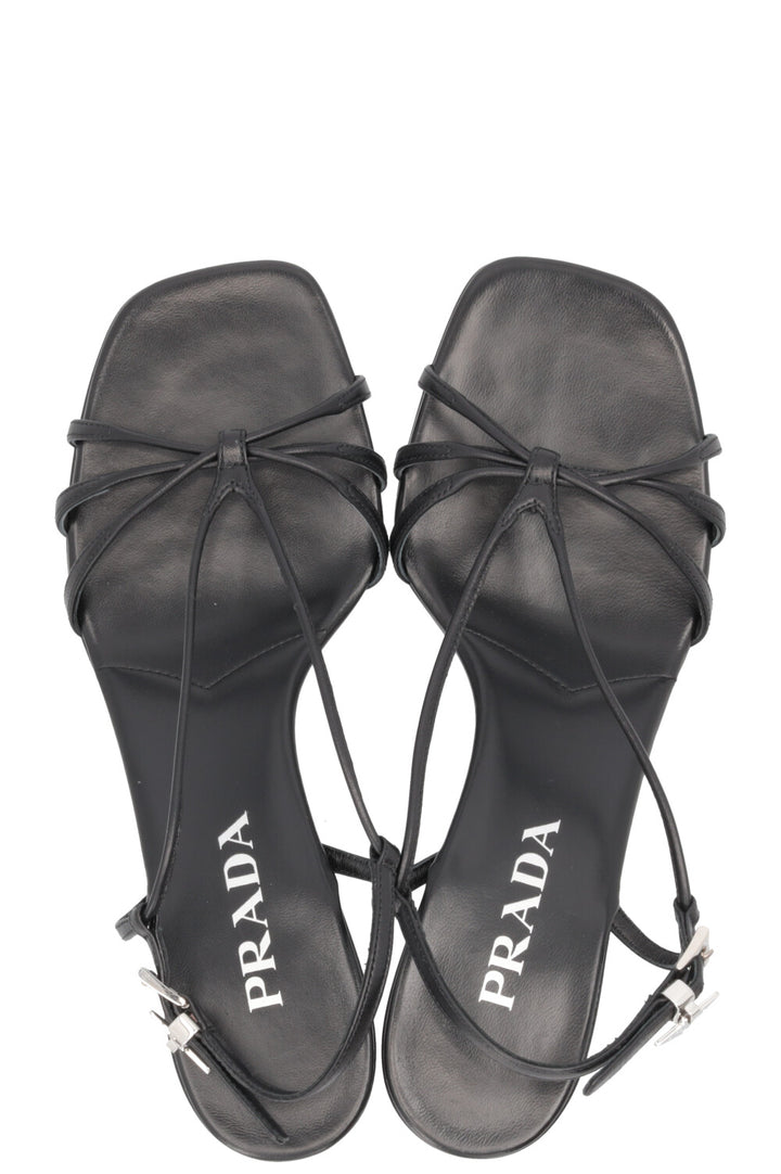 PRADA Sandales à lanières en cuir noir