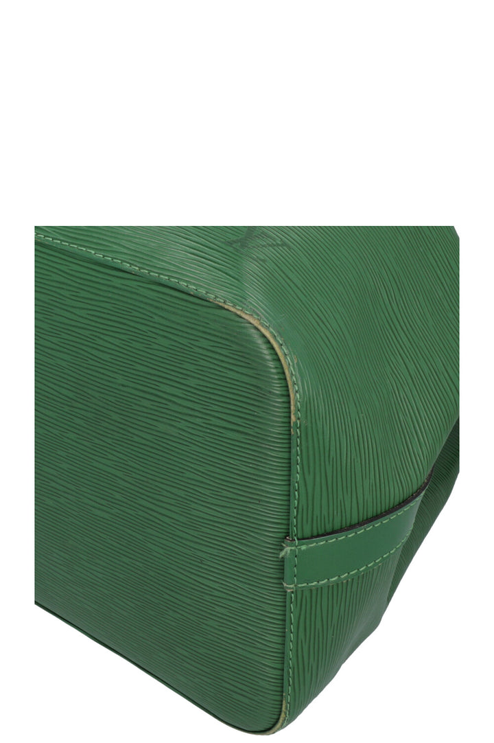 LOUIS VUITTON Petit Sac Noé Epi Green