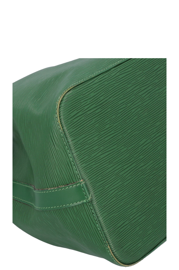 LOUIS VUITTON Petit Sac Noé Epi Green