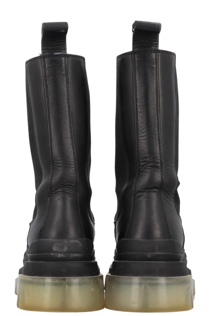 BOTTEGA VENETA Tire Chelsea Boots Leather Black