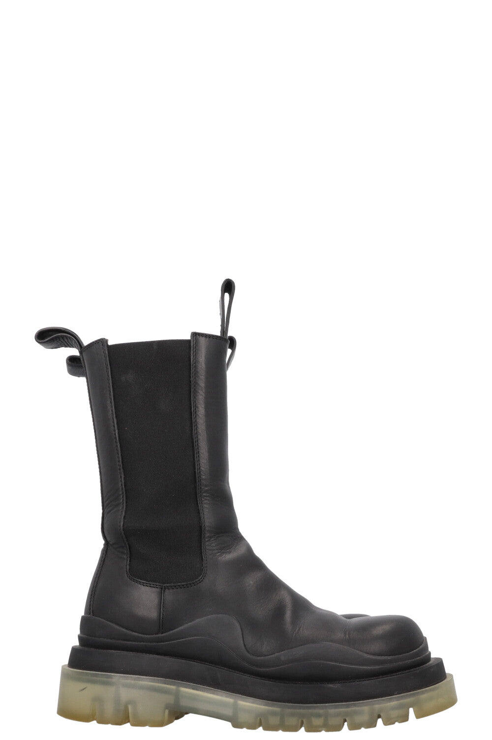 BOTTEGA VENETA Tire Chelsea Boots Leather Black