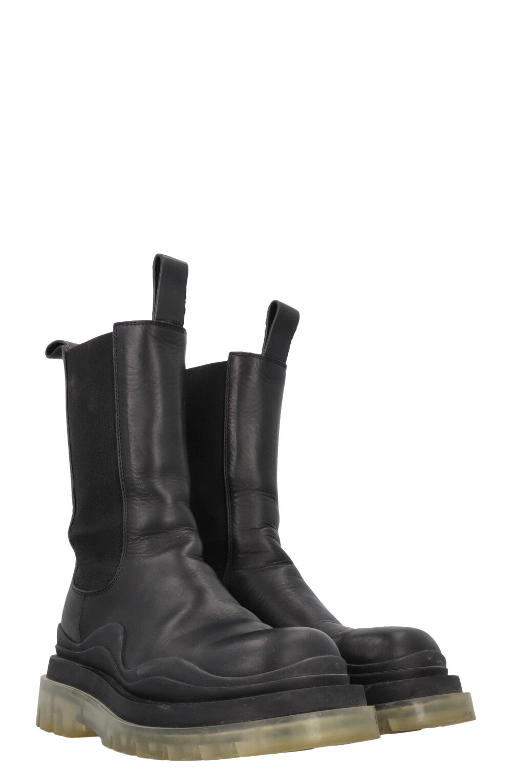 BOTTEGA VENETA Tire Chelsea Boots Leather Black
