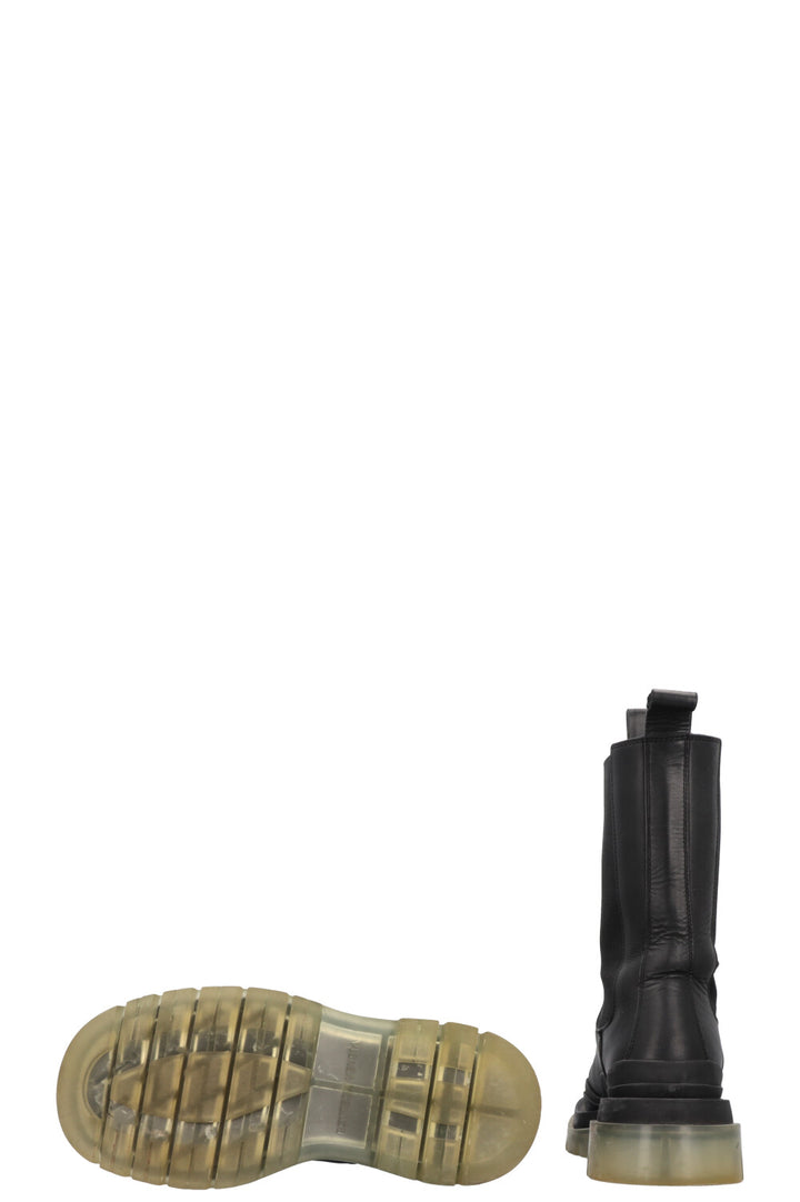 BOTTEGA VENETA Tire Chelsea Boots Leather Black