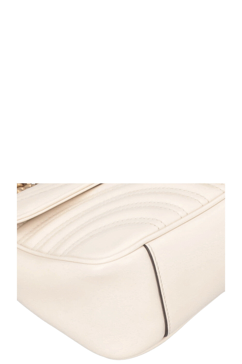 GUCCI Marmont Medium Bag Leather White
