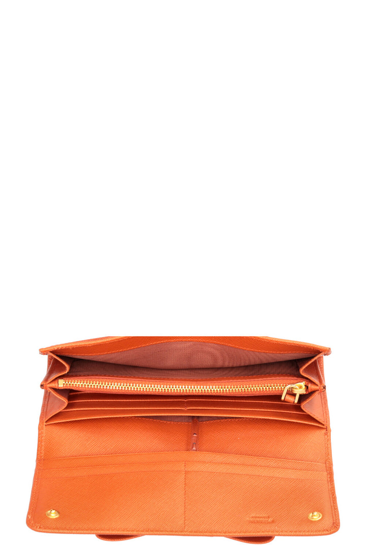 PRADA Portefeuille long Saffiano à nœud Orange