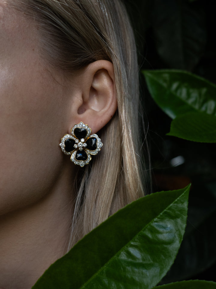 VINTAGE JEWELRY Flower Diamond Onxy Earrings Gold