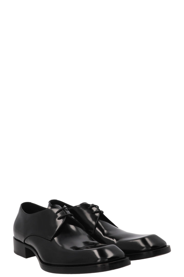 SAINT LAURENT Chaussures Richelieu Vadim en cuir noir