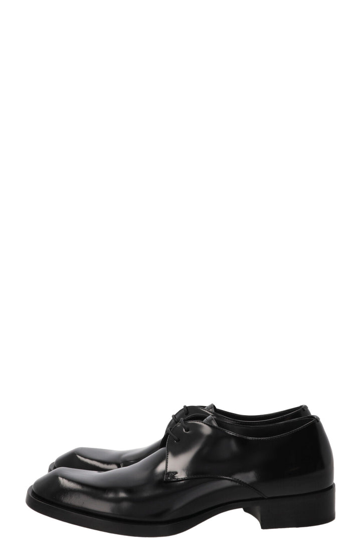 SAINT LAURENT Chaussures Richelieu Vadim en cuir noir