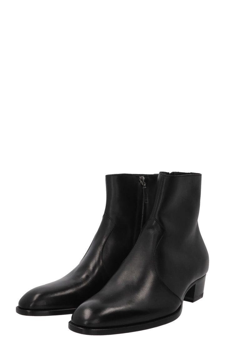 SAINT LAURENT Wyatt Ankle Boots Leather Black
