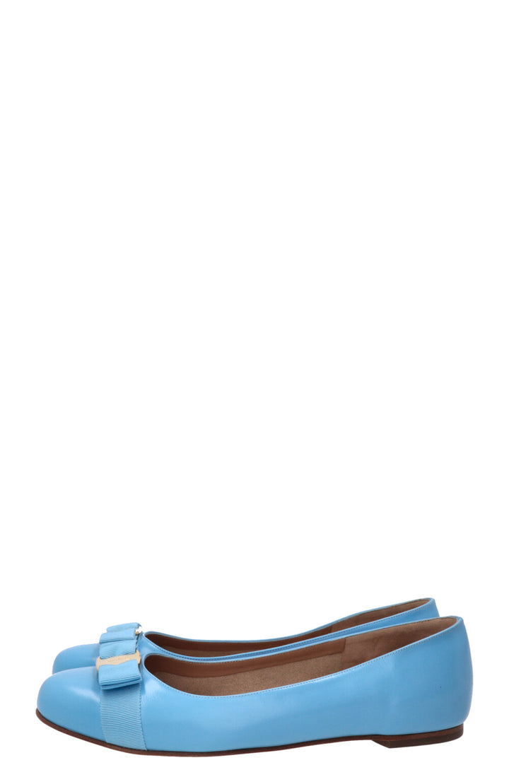 SALVATORE FERRAGAMO Varina Ballerinas Leather Blue