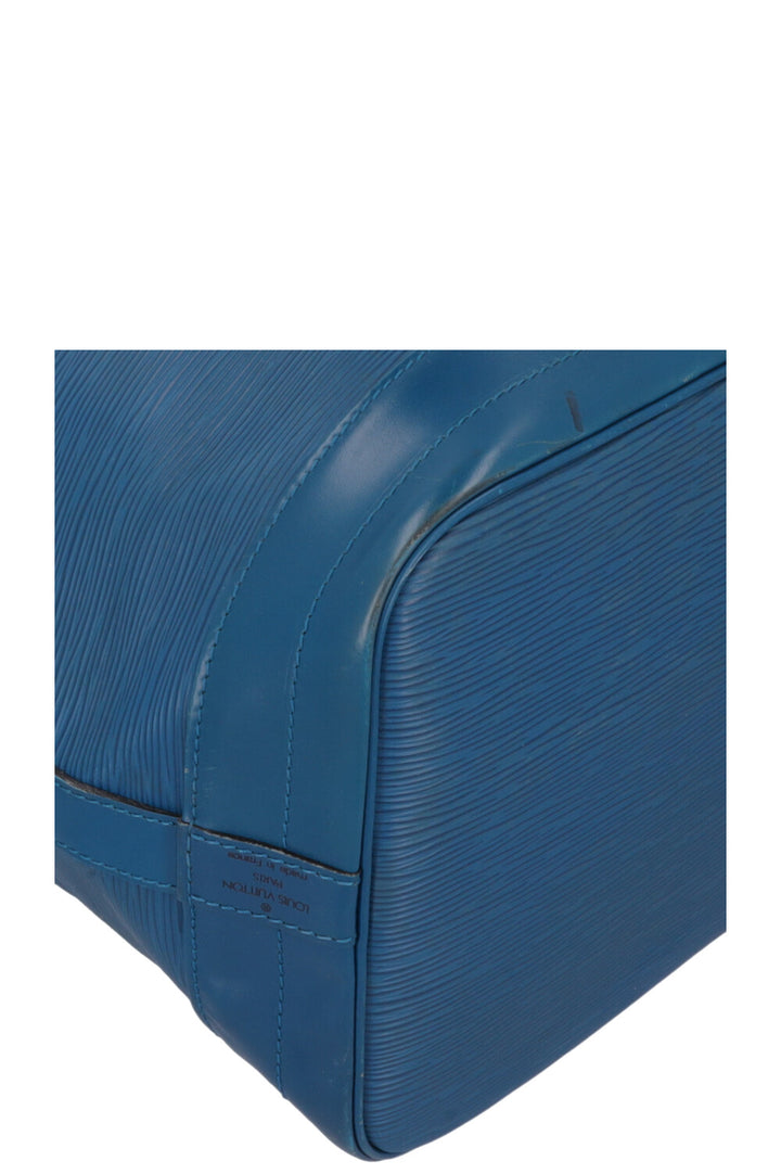 LOUIS VUITTON Grand Sac Noé Epi Blue
