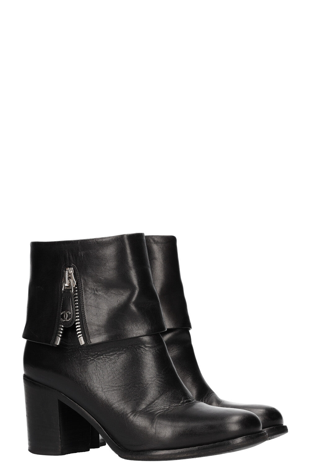 CHANEL Boots Black