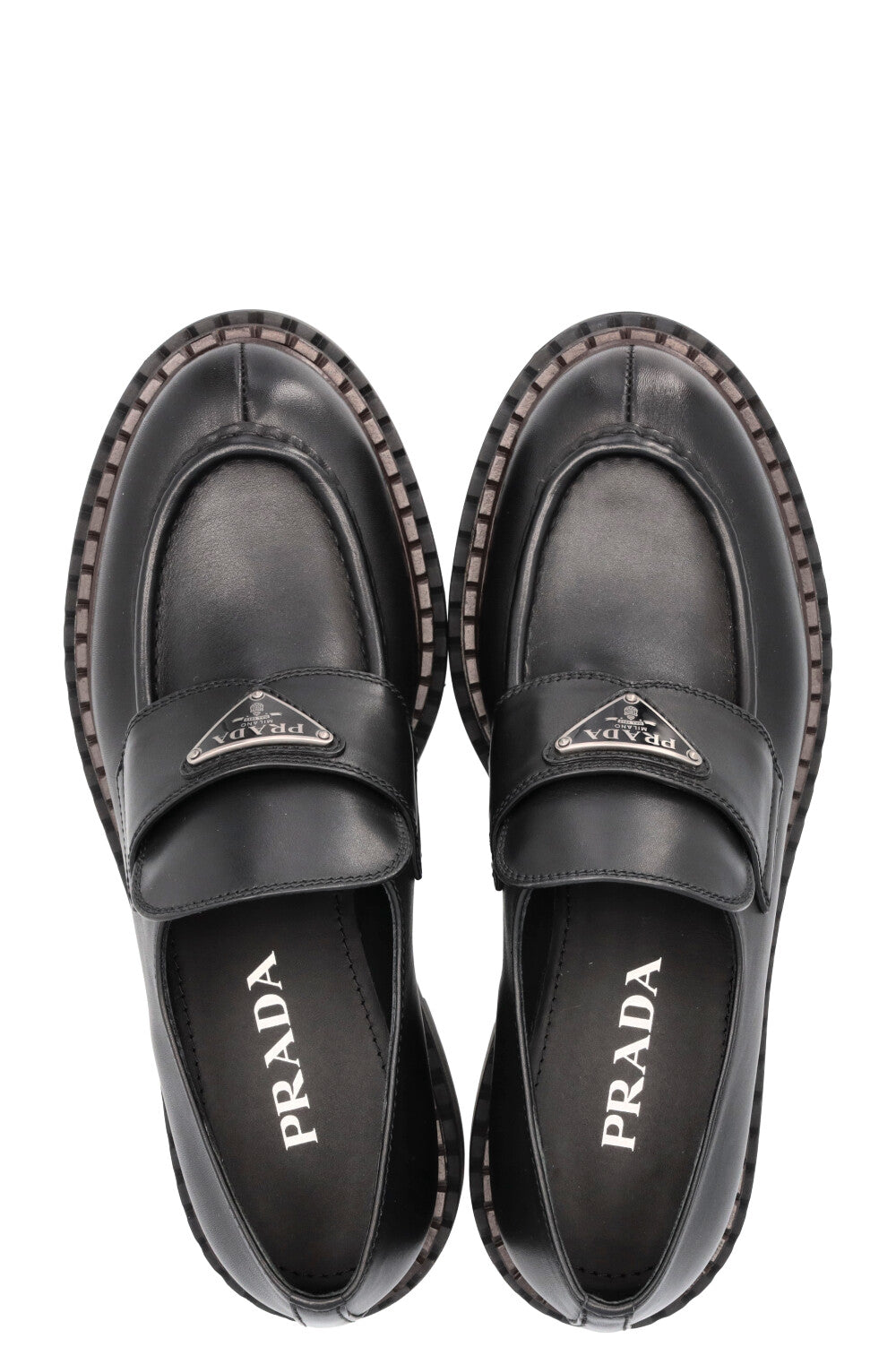 Mocassins PRADA à logo triangulaire noirs