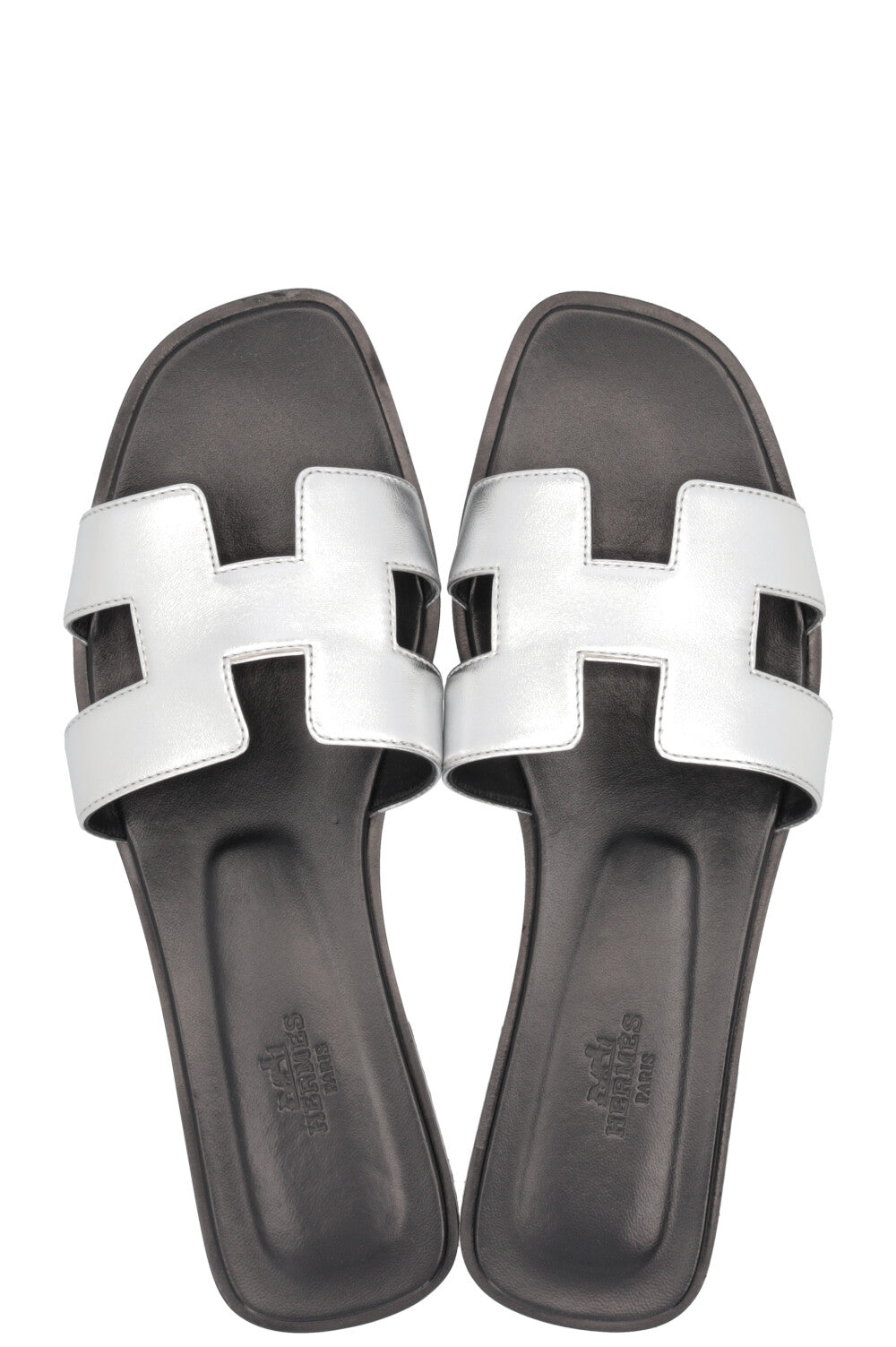 HERMÈS Oran Sandals Gris Argenté