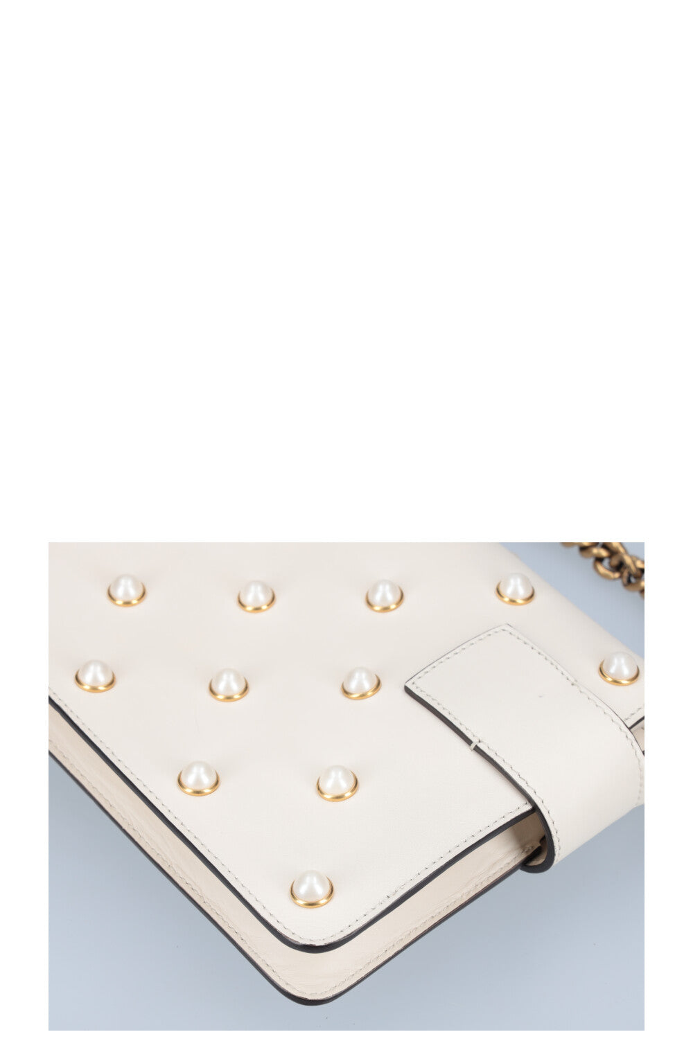 GUCCI Broadway Pearly Bee Bag White