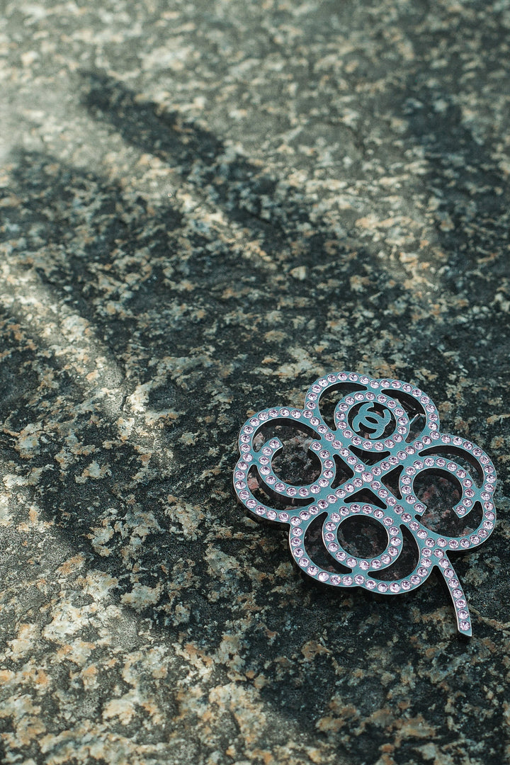 CHANEL Clover Brooch Crystals Pink