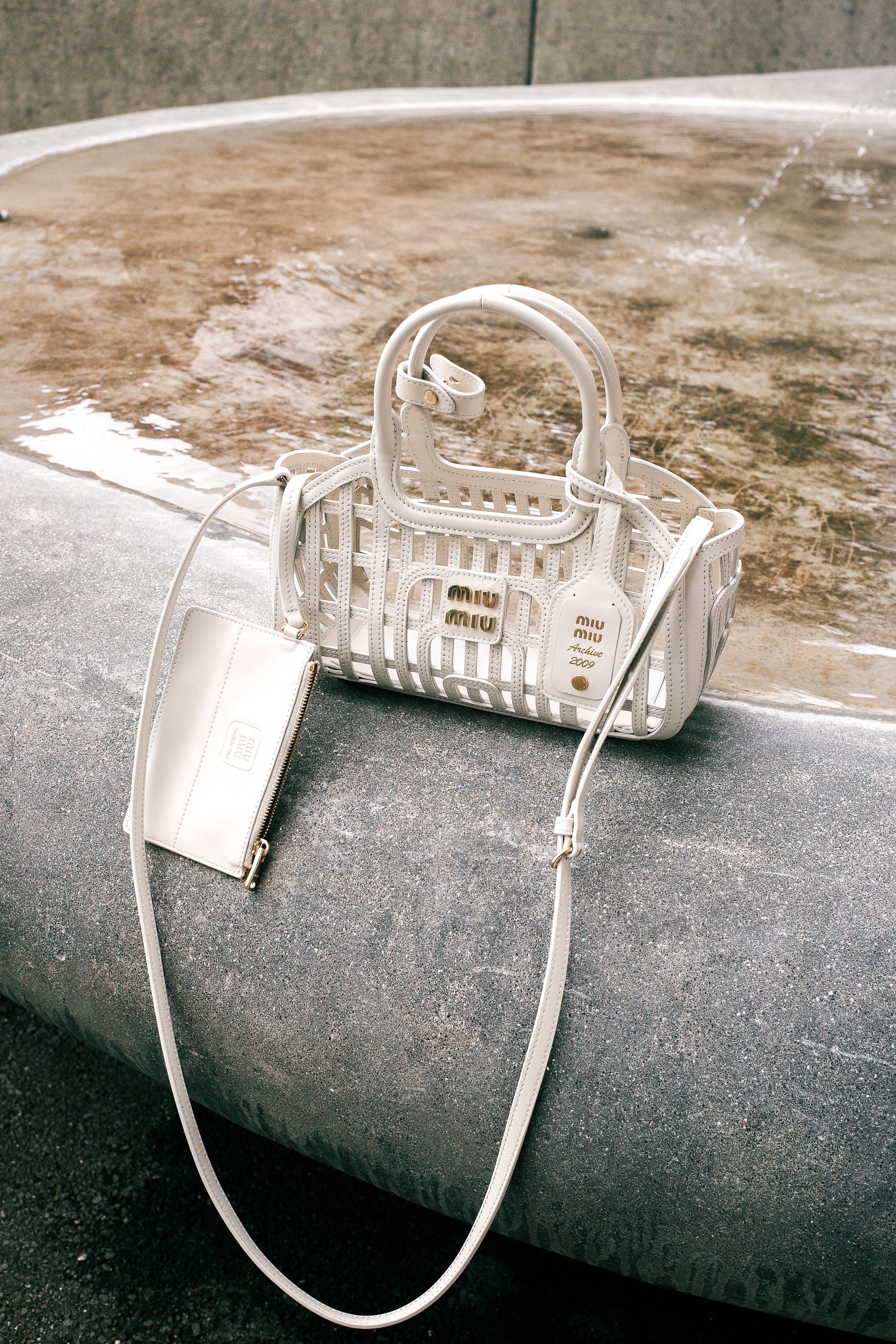 MIUMIU Basket Bag Chalk White – REAWAKE