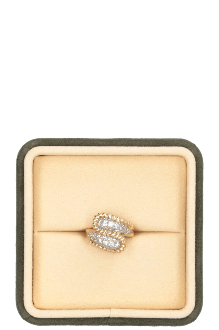 VINTAGE JEWELRY Rope Ring 18k Yellow Gold Diamonds