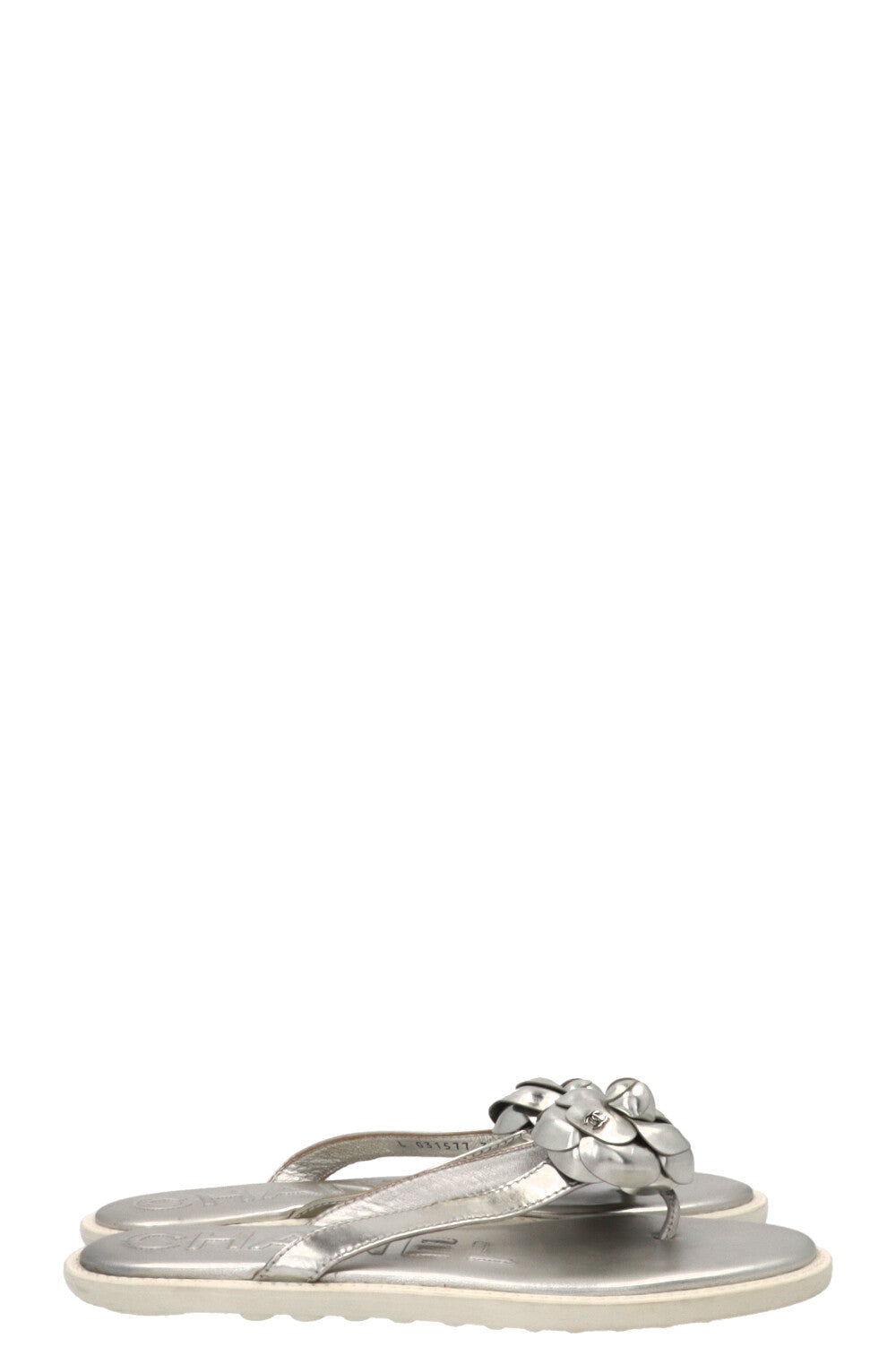 CHANEL Ballerines Camélia Argent