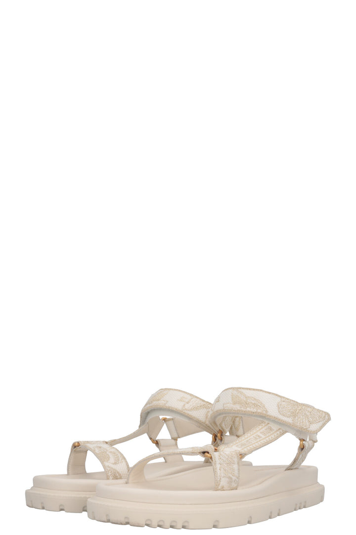 CHRISTIAN DIOR Toile De Jouy D-Wave Flats White Gold