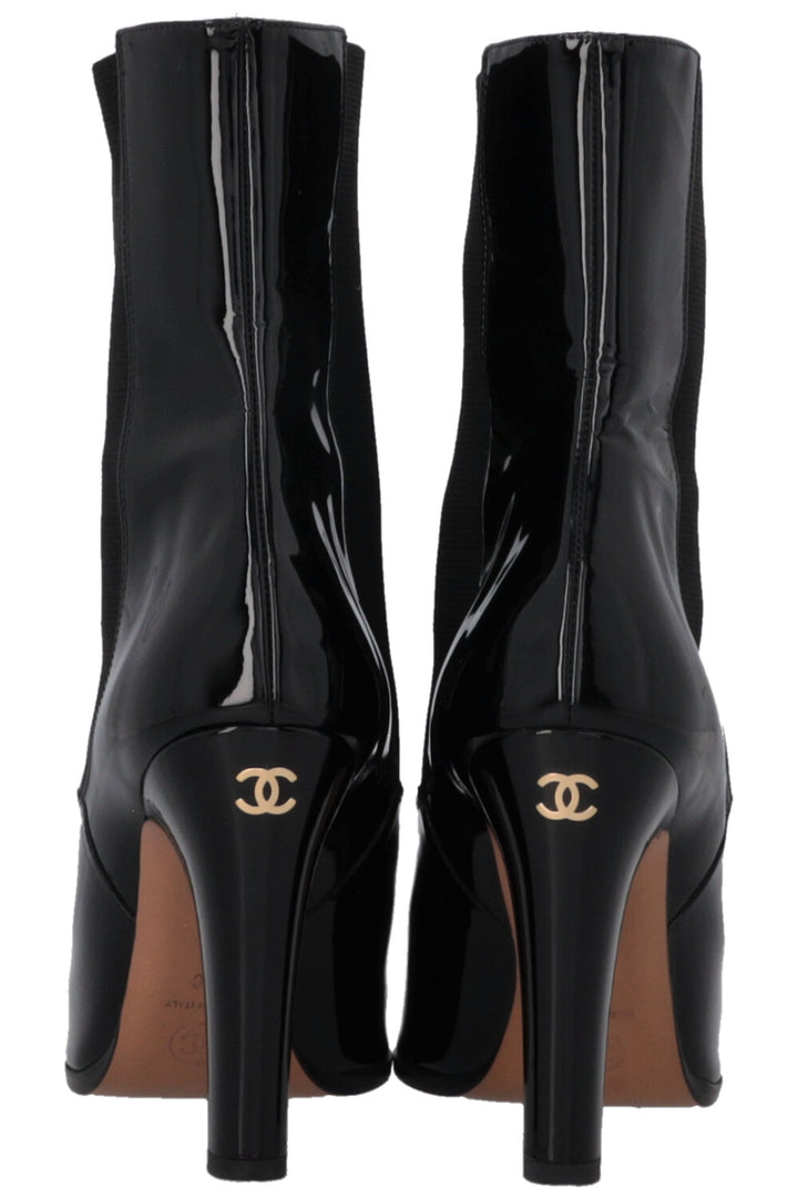 CHANEL CC Ankle Boots Patent Black