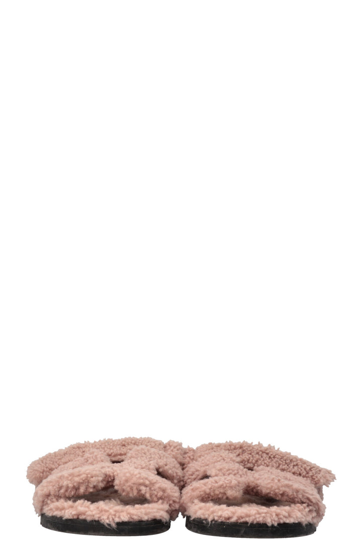 HERMÈS Chypre Shearling Flats Blush