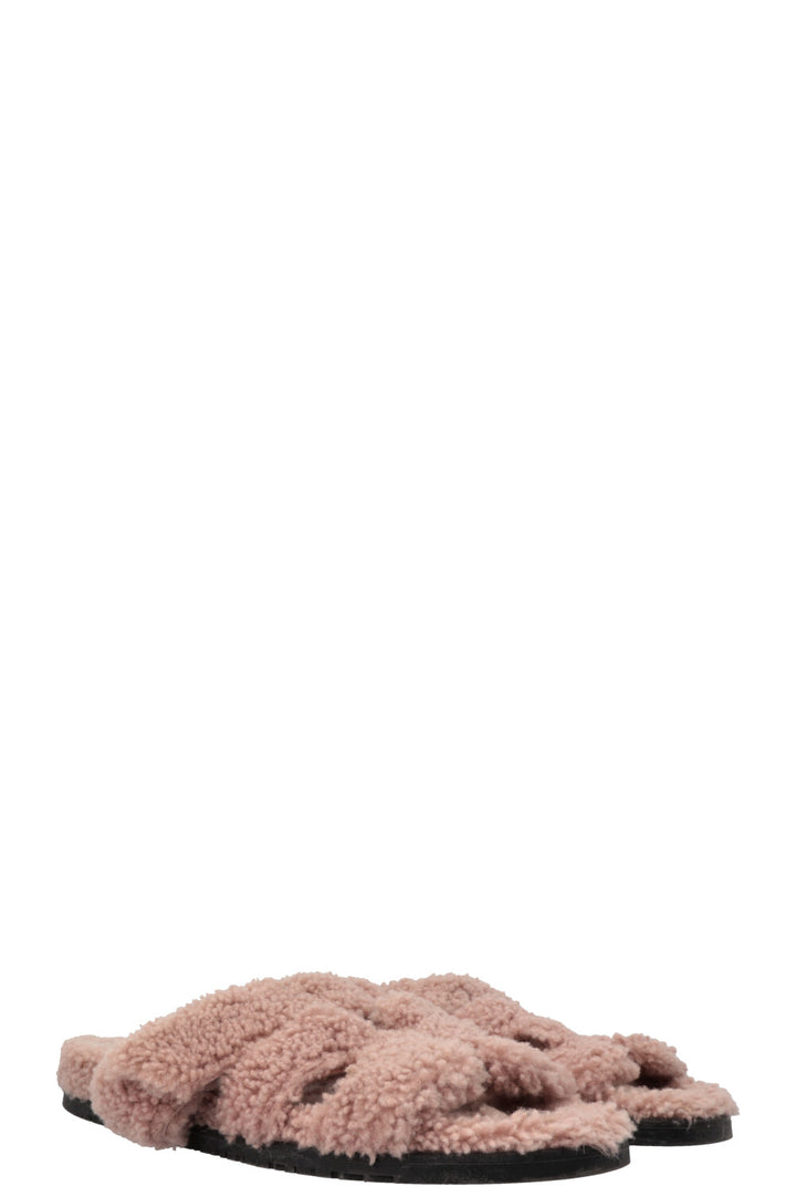 HERMÈS Chypre Shearling Flats Blush