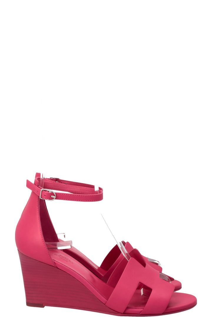 HERMÈS Legend Heels Pink