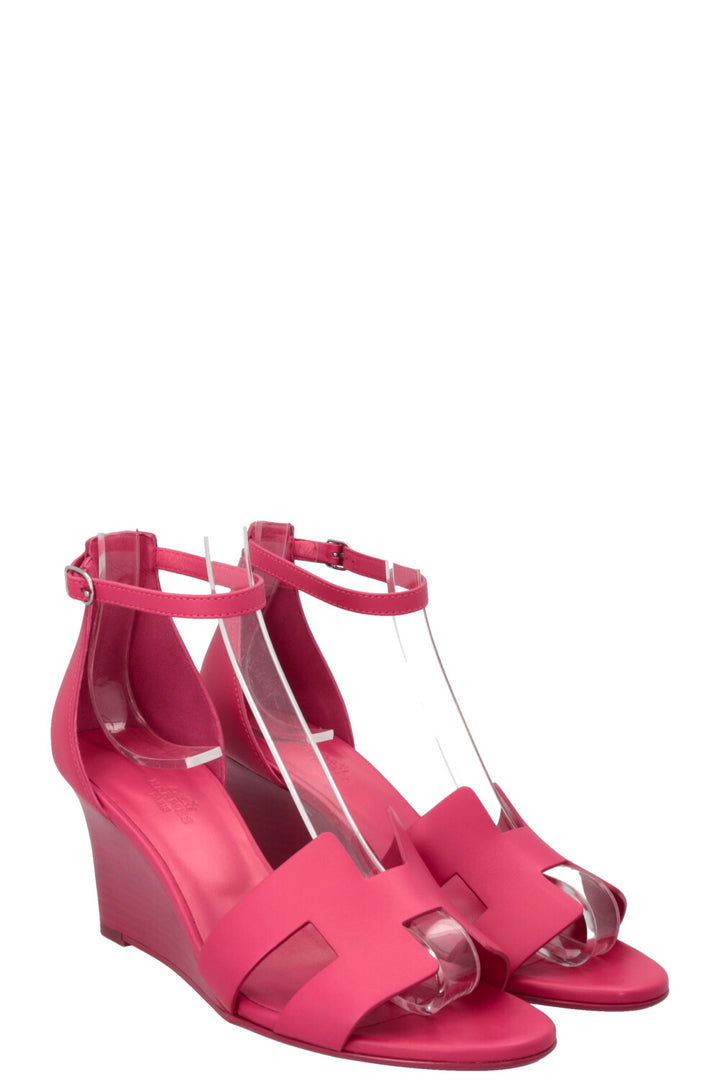 HERMÈS Legend Heels Pink