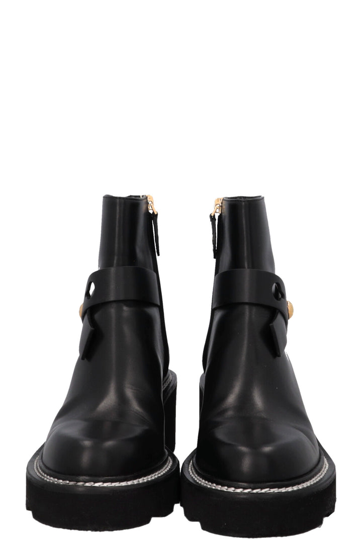 LOUIS VUITTON Beaubourg Ankle Boots Black