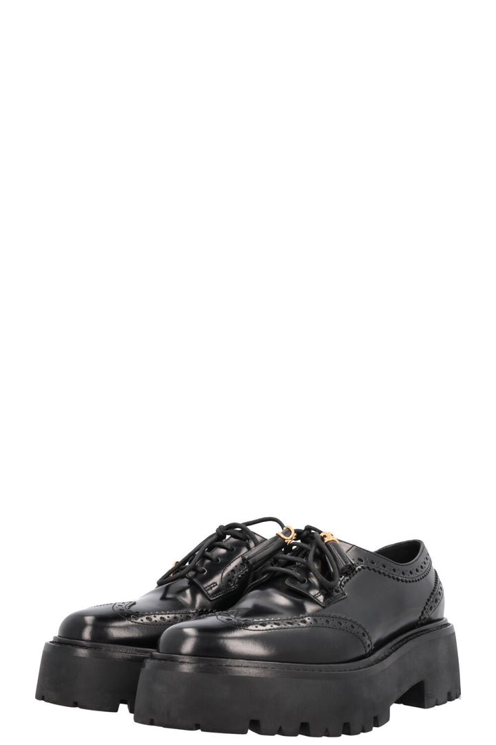 CELINE Triomphe Tassel Budapest Flats Black
