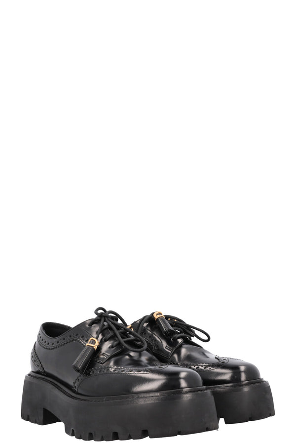 CELINE Triomphe Tassel Budapest Flats Noir