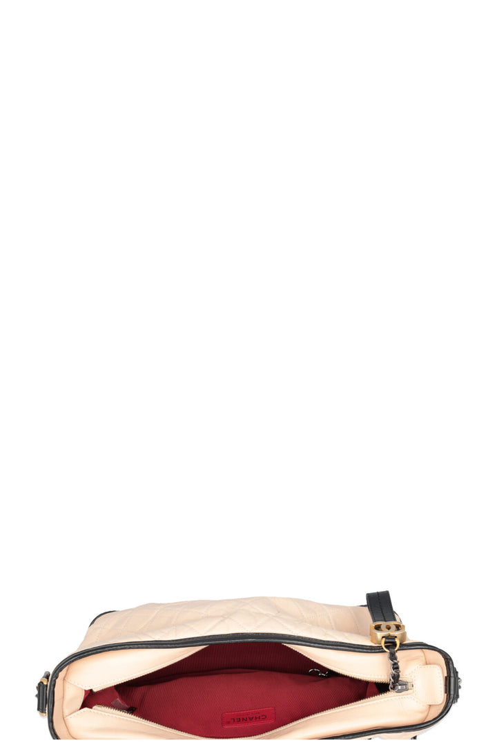 CHANEL Gabrielle Cuir Nude Moyen