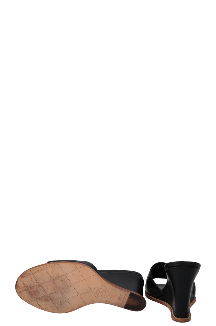 CHANEL CC Wedges Leather Black