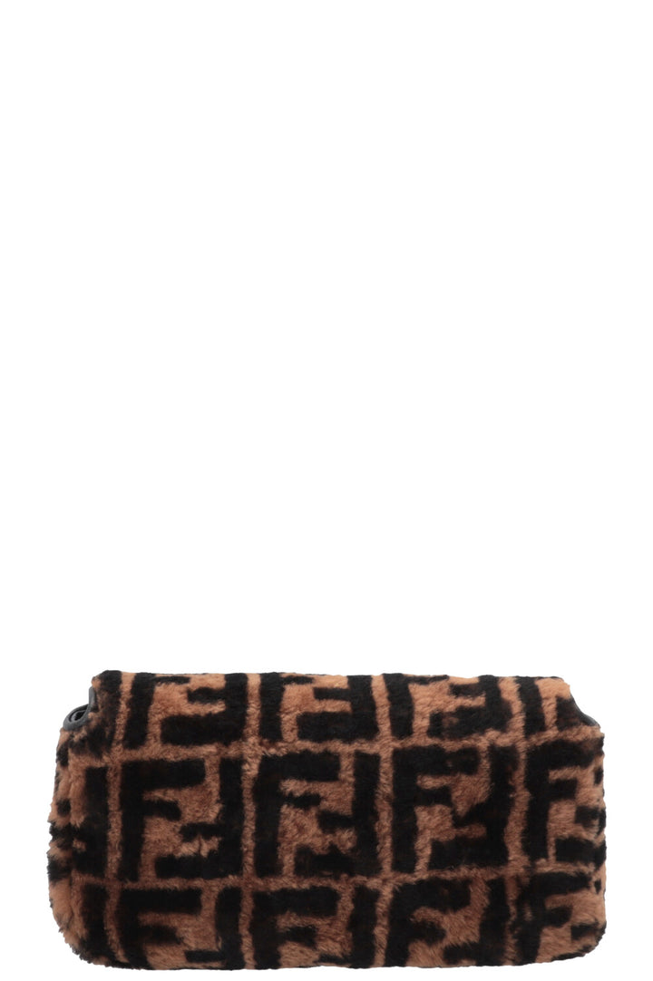FENDI Sac baguette en peau de mouton retournée Zucca Marron