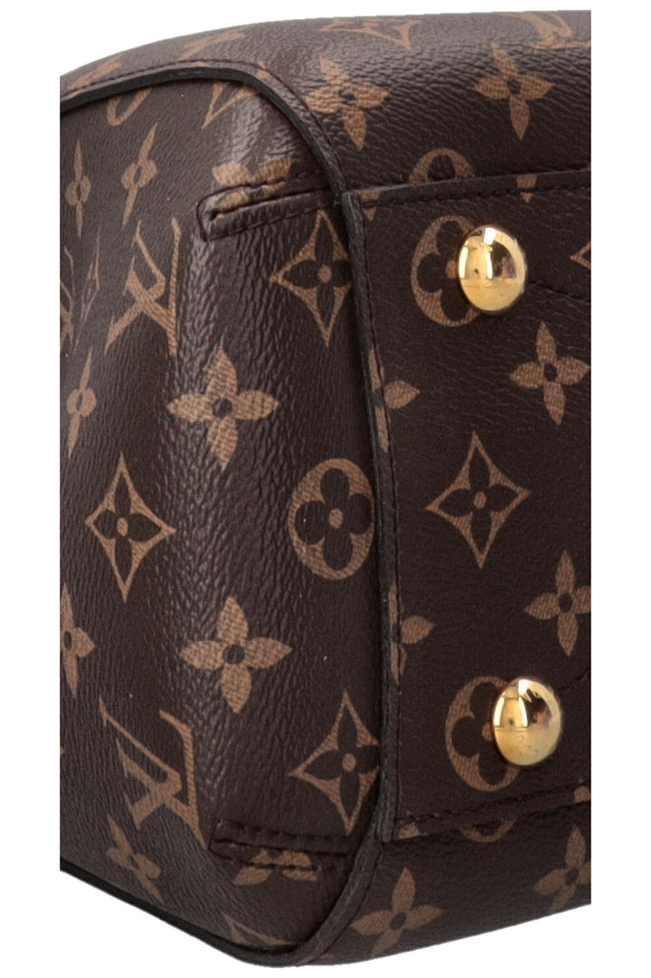 LOUIS VUITTON Sac Montaigne MM Toile Monogram