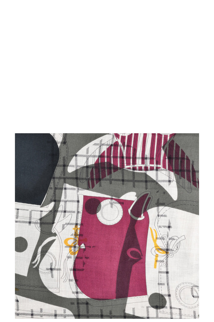 HERMÈS Camails 140 Scarf Cashmere Sand Burgundy