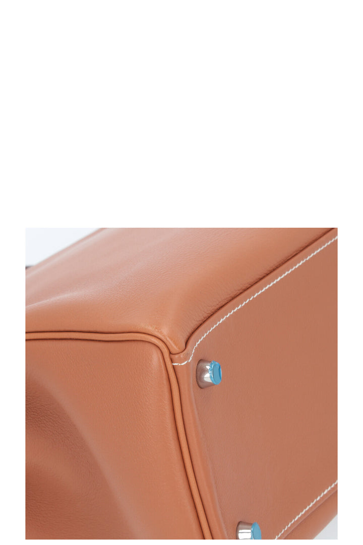HERMÈS Kelly 32 Retourne Swift Gold