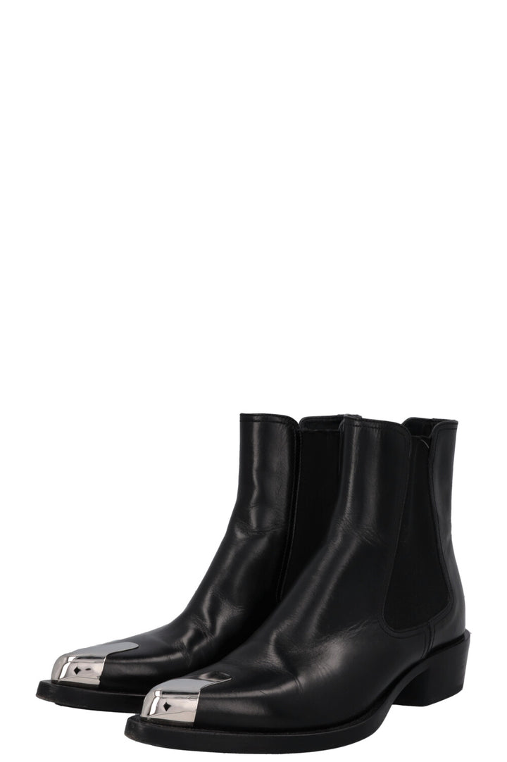 Bottines motardes à bout métallique ALEXANDER MCQUEEN noires