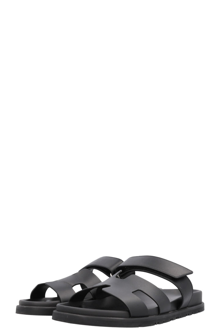 HERMÈS Chypre Flats Leather Noir