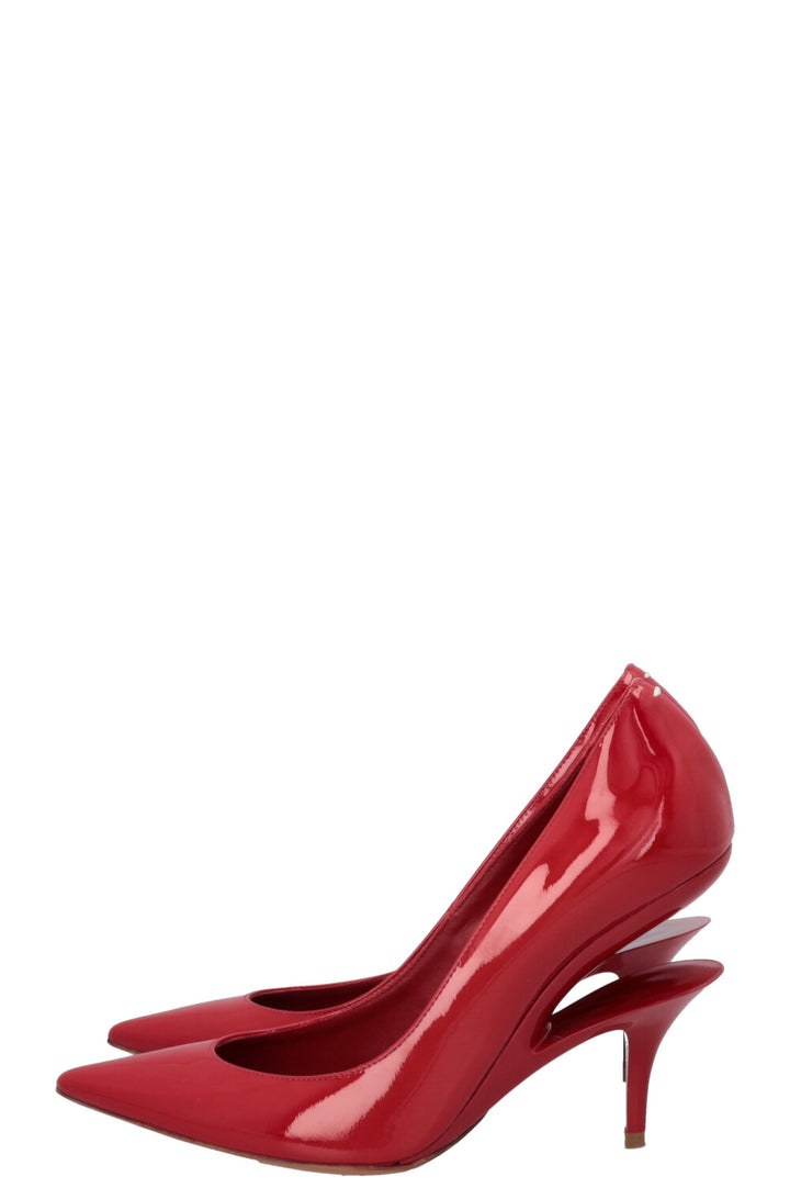 MAISON MARGIELA Cut Out Heels Patent Red