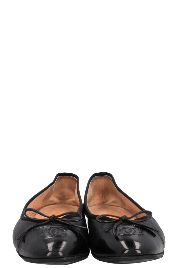 CHANEL Classic CC Ballet Flats Patent Black