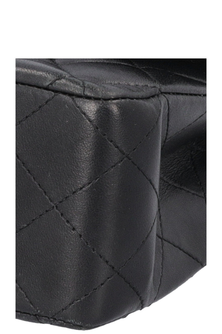 CHANEL Classic Medium Double Flap Black
